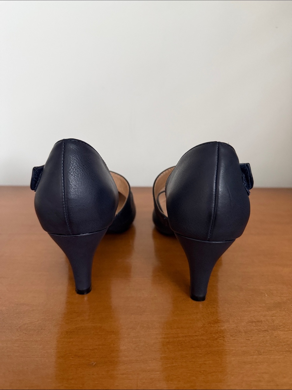 Journee Collection Navy Heels Tillis Pumps Dexflex - Picture 4 of 6